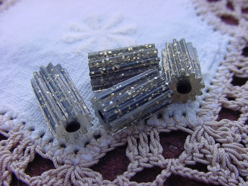Ebony Golden Glitter Fluted Vintage Lucite Tire Beads