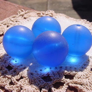 Cerulean Blue Frosted Sapphire Blue Glow Vintage Lucite Beads