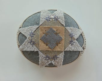 Quilted Leather Crochet Stone, Crochet Gift, Crochet Handmade, Handmade Crochet Decor, Original, Lace Stone, Home, Table Decor, Art Metallic