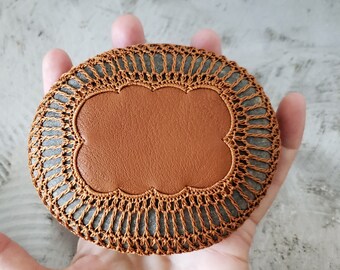 Crochet, Crochet Gifts, Crochet Gift, Crochet Handmade, Handmade Crochet, Crochet Decor, Leather Lace Stone, Original, Cognac, Home, Table