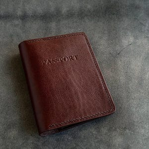 Cartera de cuero premium para pasaporte, portadocumentos de viaje, cuero curtido vegetal marrón, tarjetero, DNI, documentos, funda personalizada.