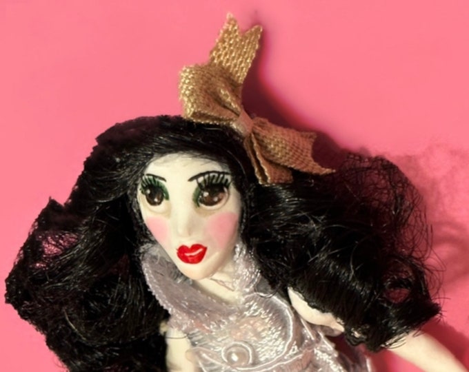 Doll | Art Doll | Miniatures | Figurine | Doll House | Dame Darcy | Gothic | Lolita | Haunted Doll | Hand Made | Valentine | Dark Hair