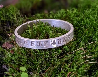 Anillo de plata RECUERDAME