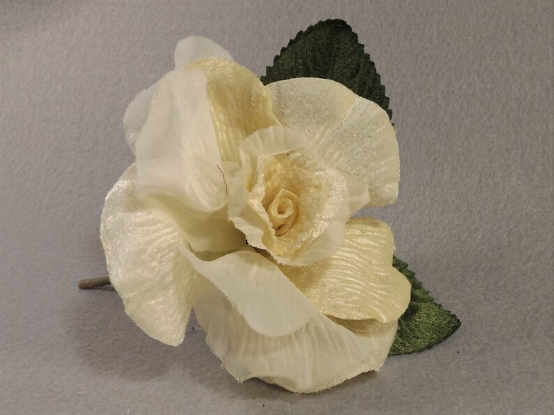 Velvet Rose, Cream, 4 inches, Green Leaves, Millinery Flower Crown Bridal Wedding Corsages Boutonniere Bouquet Crafts Veil Flower Girl image 4