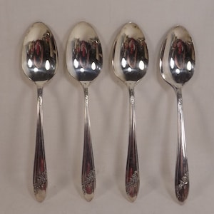 Oneida Queen Bess II, Teaspoon, Tudor Plate Community Flatware Silverware Lot of 4