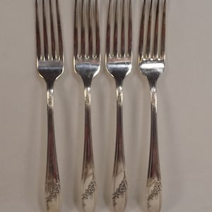 Oneida Queen Bess II, Dinner Fork, Tudor Plate Community Flatware Silverware Lot of 4