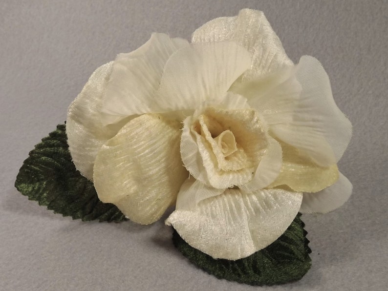 Velvet Rose, Cream, 4 inches, Green Leaves, Millinery Flower Crown Bridal Wedding Corsages Boutonniere Bouquet Crafts Veil Flower Girl image 1