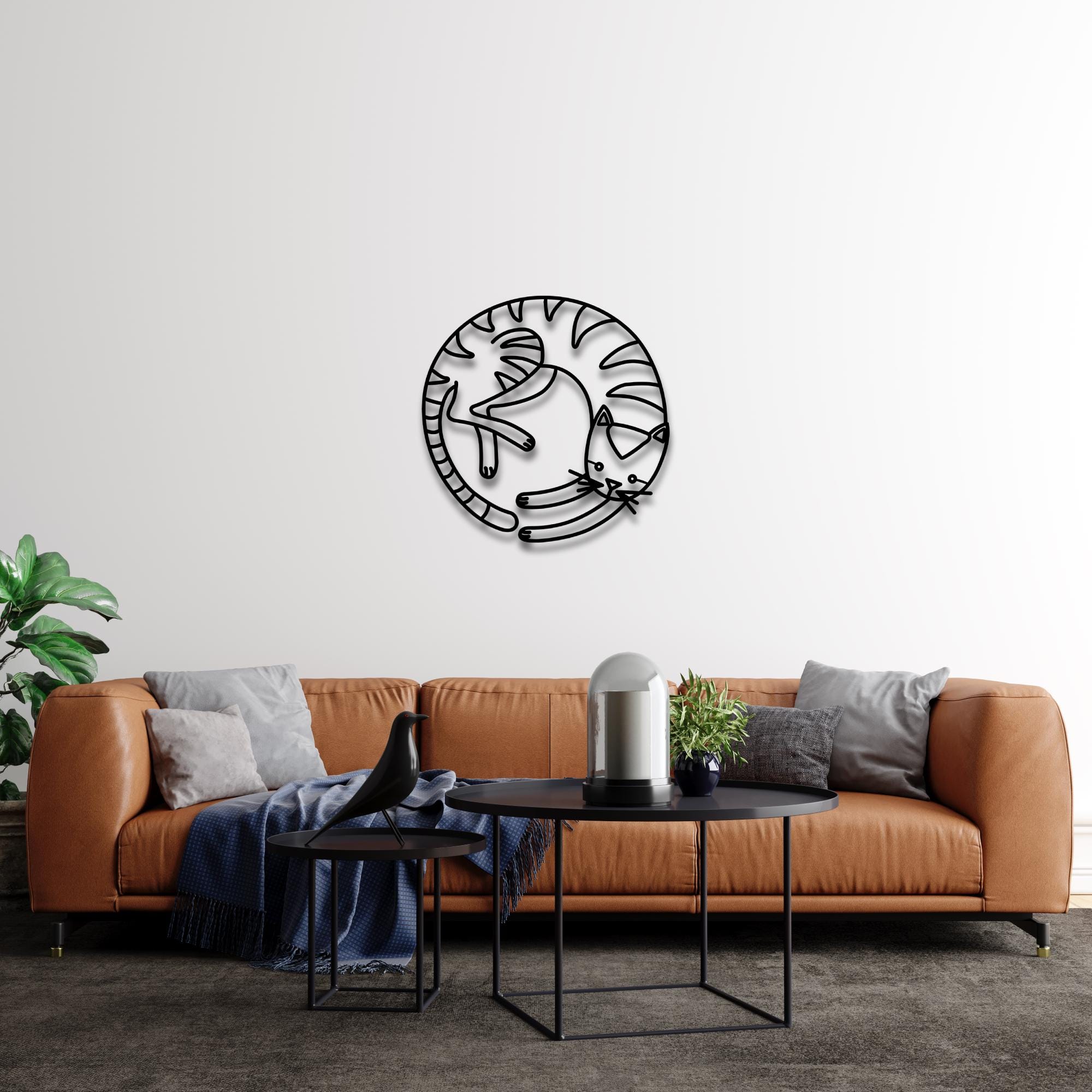 Minimalist Abstract Stretch Cat Metal Wall Sculpture – Modern Art Deco Home Decor