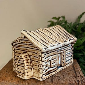 Antique Van Dyke Teas Stoneware Bank, House Abraham Lincoln was Born Replica, Made in Austria