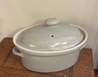 Vintage Hall Covered Casserole with Lid and Handles, Grey, 12 Ounce Size