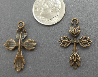 10 Copper Cross Charms Antique Coppertone Metal religious pendant (S573-cnt)