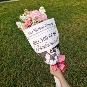 Ramo de flores de periódico para propuesta de dama de honor, tarjeta de información imprimible para dama de honor, plantilla de Canva para propuesta, descarga instantánea / N1