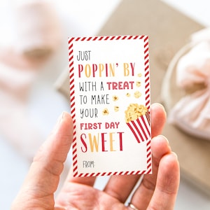 First Day of School Popcorn Tag, Welcome Back Teacher Staff Gift Label, Poppin By Appreciation Instant Digital Download Template T151