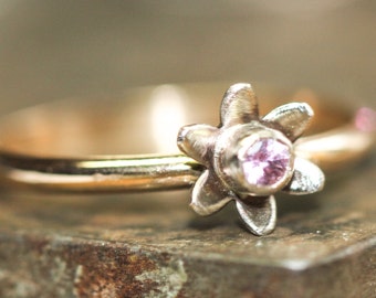 SPRING FLOWERS 14KT SolId yellow and white gold ring with gEnUiNe AA grade pink sapphire