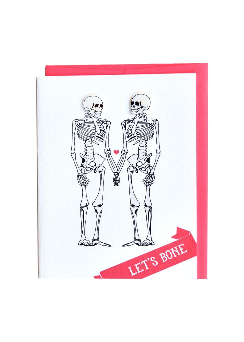 Skeletons in Love Let/'s Bone
