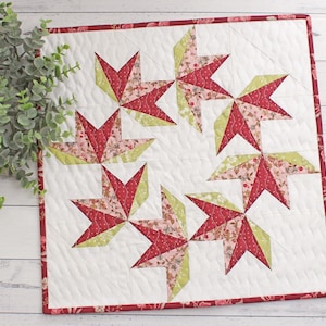 Wreath Mini Quilt - PDF Pattern