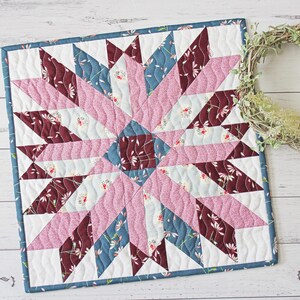 Chrysanthemum Mini Quilt - PDF Pattern