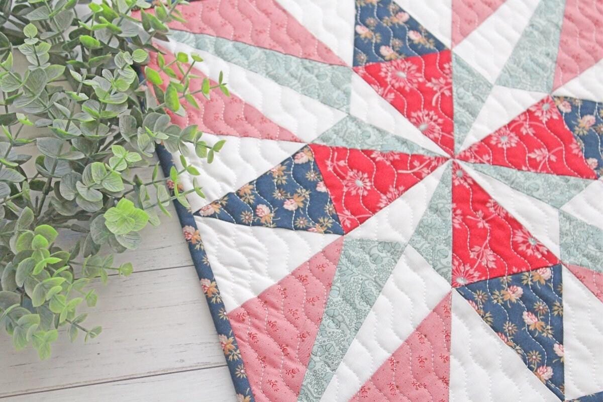 Elizabeth Mini Quilt - PDF Pattern - Etsy Australia