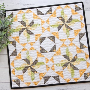 Samara Mini Quilt - PDF Pattern