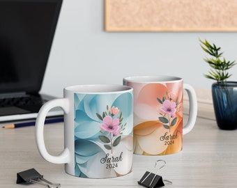 Taza de café con flor de nacimiento: taza de regalo floral personalizada