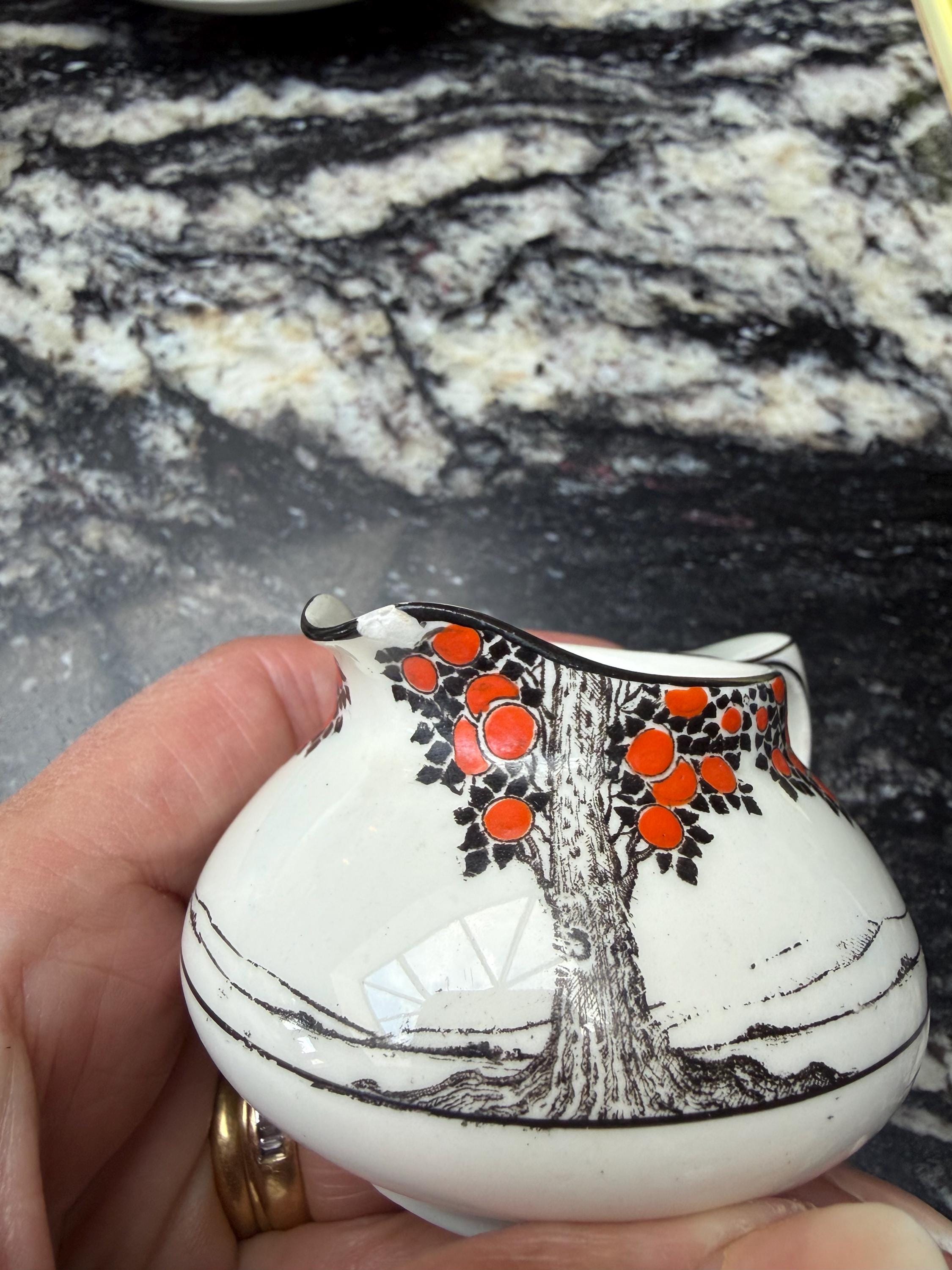 ヴィンテージ (アールデコ）ランチョンセット Vintage Art Deco Crown Ducal Orange Tree Plates, Cup & Saucers