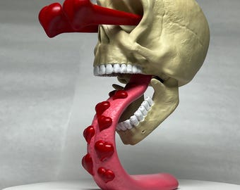 Skull in love