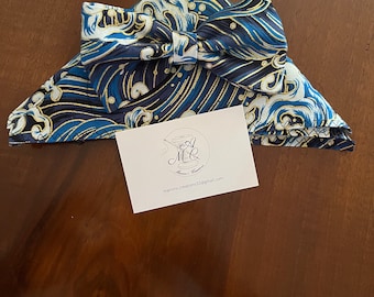 Pajarita y pañuelo de bolsillo con estampado de ondas, hecho a mano, ceremonia, ropa de hombre, azul.