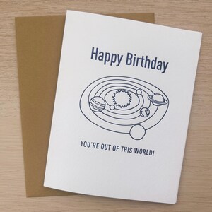 Cartão de aniversário do Sistema Solar - Espaço Sideral - Você é de outro mundo - Feliz aniversário, astronauta
