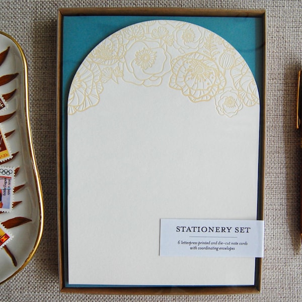Poppies subtle floral stationery kit, letterpress stationery with envelopes