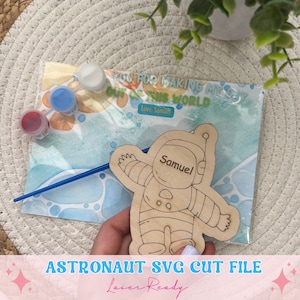 Ligne unique d'astronaute marquant un fichier laser Svg découpé pour l'été Fichier découpé d'astronaute pour un cadeau de fête Fichiers découpés au laser Fichiers Glowforge