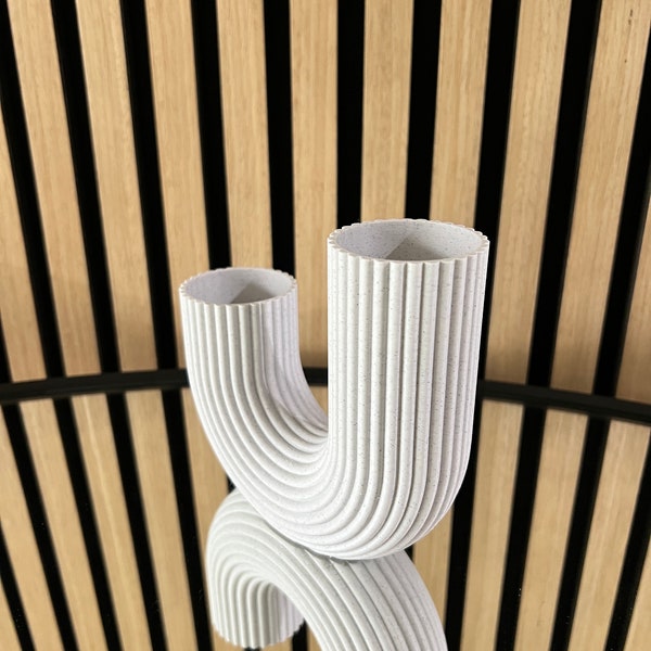 Pipe Vase Marmor mit modernem, texturiertem Riffelmuster, in vielen Farben verfügbar, made in Köln, gratis Versand, Pampasgras, Trockenblume