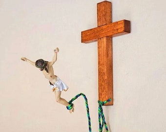The Original BunJesus, Bungee Jumping Jesus, Jesus Cross Statue Bungee Jumping, Decorative Ornaments
