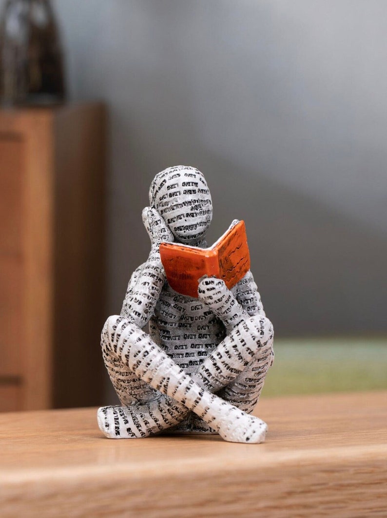 Reading Woman Statue Abstract Desktop Sculpture, Sitting Person Reading Book Shaped Home Decoration Ornament Style 1