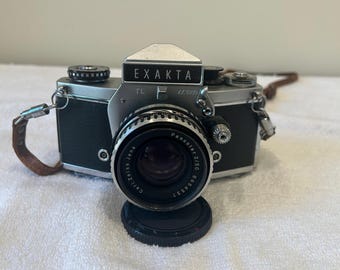 EXAKTA VX 1000 35 mm filmkamera med Zeiss Pancolar 2/50 objektiv - Delar eller REPARATION!