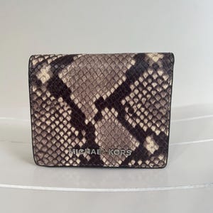 Michael Kors Schlangenleder Snap Brieftasche SEHR GUTER ZUSTAND!
