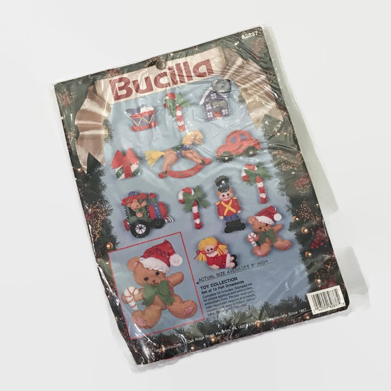 Bucilla Christmas Ornament Kit 12 Piece Felt Christmas Ornament Kit #82837 Toy Collection