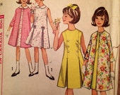 1960er Jahren Muster Mädchen Kleid und Mantel Jahrgang Einfachheit 5858