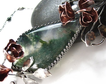 And the Roses Grew Around the Moss - Moss Agate Necklace