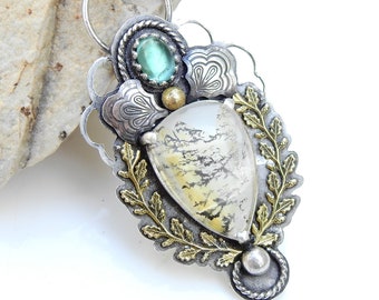 The Coat of Arms Necklace - Dendritic Agate and Apatite in Sterling Silver