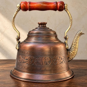 Handmade Copper Tea Kettle – Engraved Antique Finish, Ornate Brass-Toned Spout, 1.6 Liter