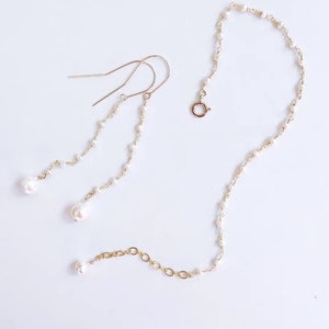 Pearl Bracelet // Dainty Pearl Bracelet // Bridal Pearl Bracelet // Best Gifts For Her // June's birthstone: pearl image 1