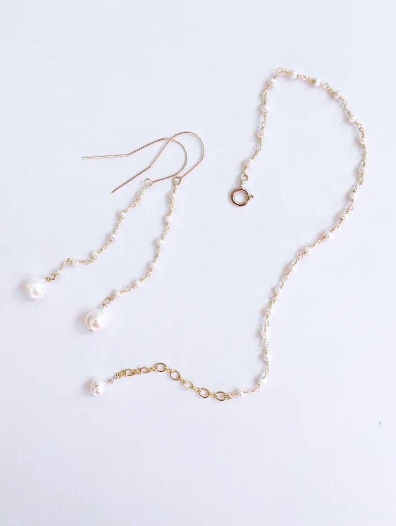Pearl Bracelet // Dainty Pearl Bracelet // Bridal Pearl Bracelet // Best Gifts For Her // June's birthstone: pearl image 1
