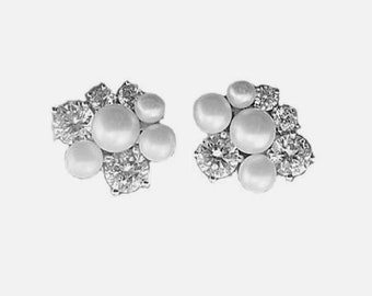 Freshwater Pearl Earrings // Pearl Earrings // Cubic Zirconia Earrings // Pearl Stud Earrings // Stud Earrings // Bridal Earrings