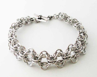 Captive Zen Chainmaille Bracelet Handmade