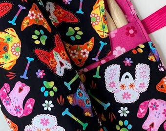 double pointed knitting needle case - organizer  - crochet hook - organizer - 28 pockets - floral dogs - colorful