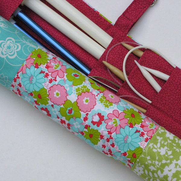SALE - SALE - SALE - knitting needle case - retro flowers - 36 pockets