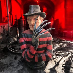 Freddy Krueger Figure Collectible Statue – Handmade with Iconic Horror Design