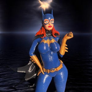 Batgirl Handmade Statue – Iconic DC Collectible Figure for Fans, Display, Home Decor, Unique Gift Ideas, and Superhero Enthusiasts