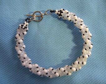 Spiral Spinal Bracelet with Fire-Polish beads [Made-to-order]