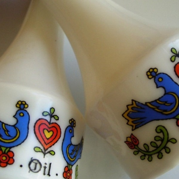 Vintage Milk Glass Oil and Vinegar Cruet Set